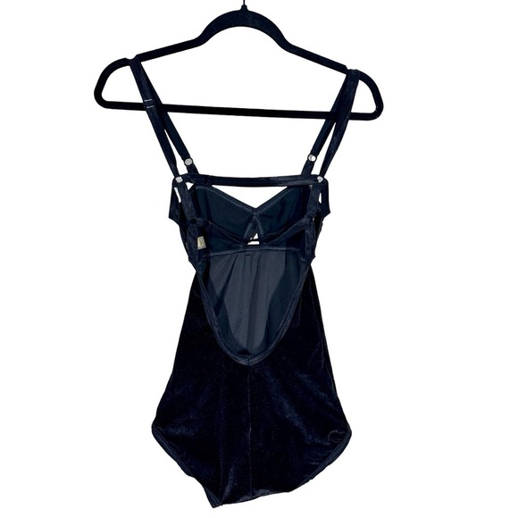 Solstice Intimates Mamba Velvet Everyday Bodysuit in Black- Still Full Price - Picture 9 of 14